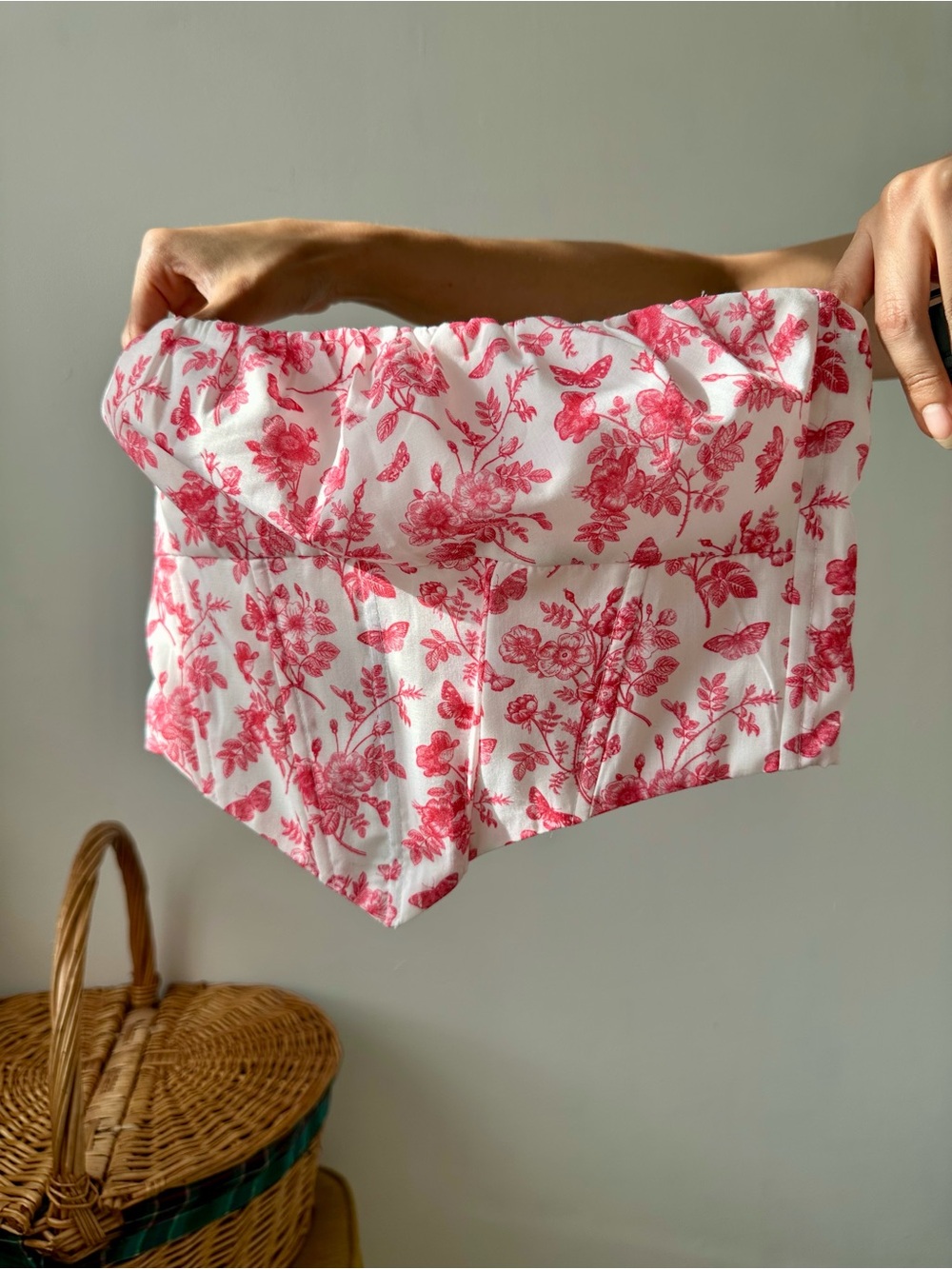 Princess Polly white & pink floral corset top with red floral and butterfly xs 2